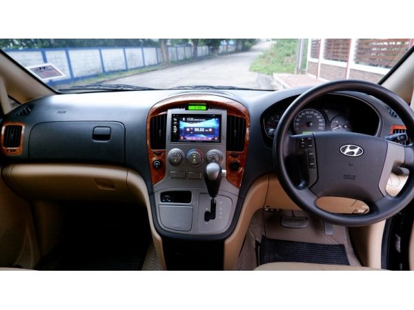 Hyundai H1 2.5 Elite ดีเซล ปี2016 รถครอบครัว 11 ที่นั่ง ประวัติดีเช็คศูนย์ตลอด ไมล์115,000 กิโล มือเดียวป้ายแดง สภาพสวยพร้อมใช้ รูปที่ 6